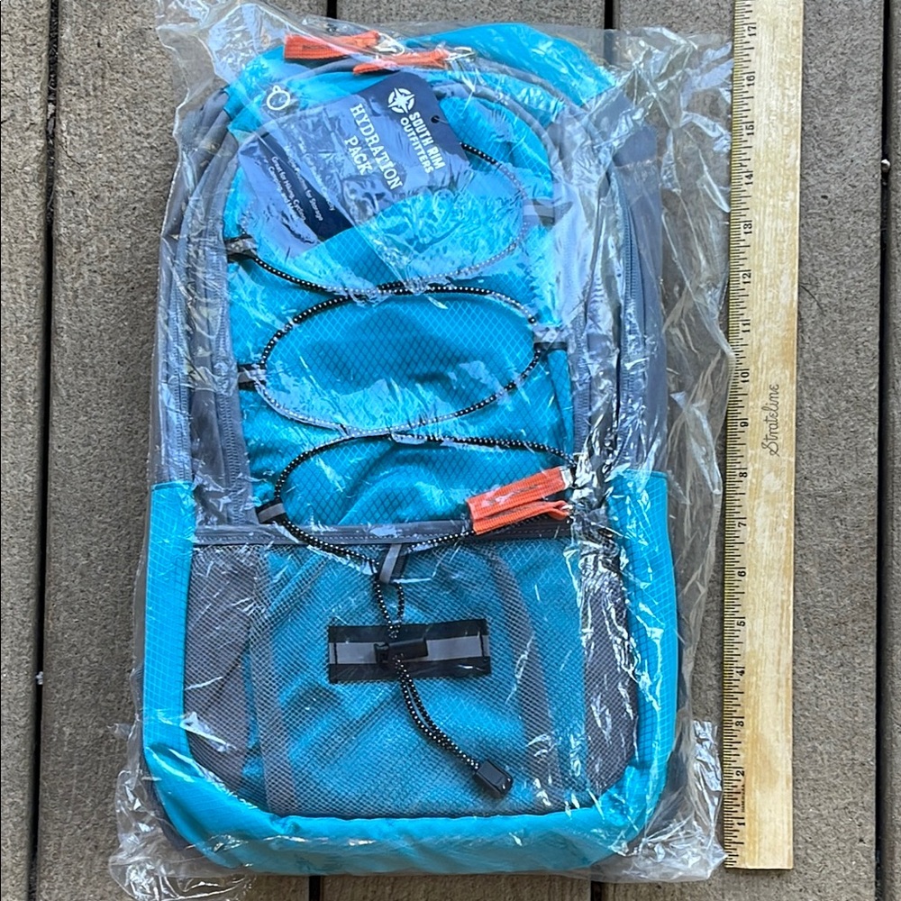 Gift Ready Hydration Pack - Marine Trail Blue and Gray With Orange Zipper Pulls - Picture 9 of 11